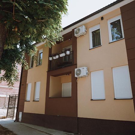 Apartman K29 Σόμπορ Εξωτερικό φωτογραφία